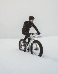 Kask MTB FORCE RAPTOR, czarno-biały - S/M