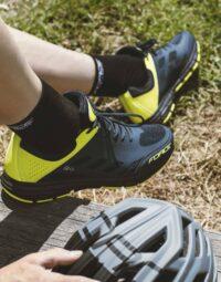 Buty rowerowe FORCE GO, niebiesko-fluo 40